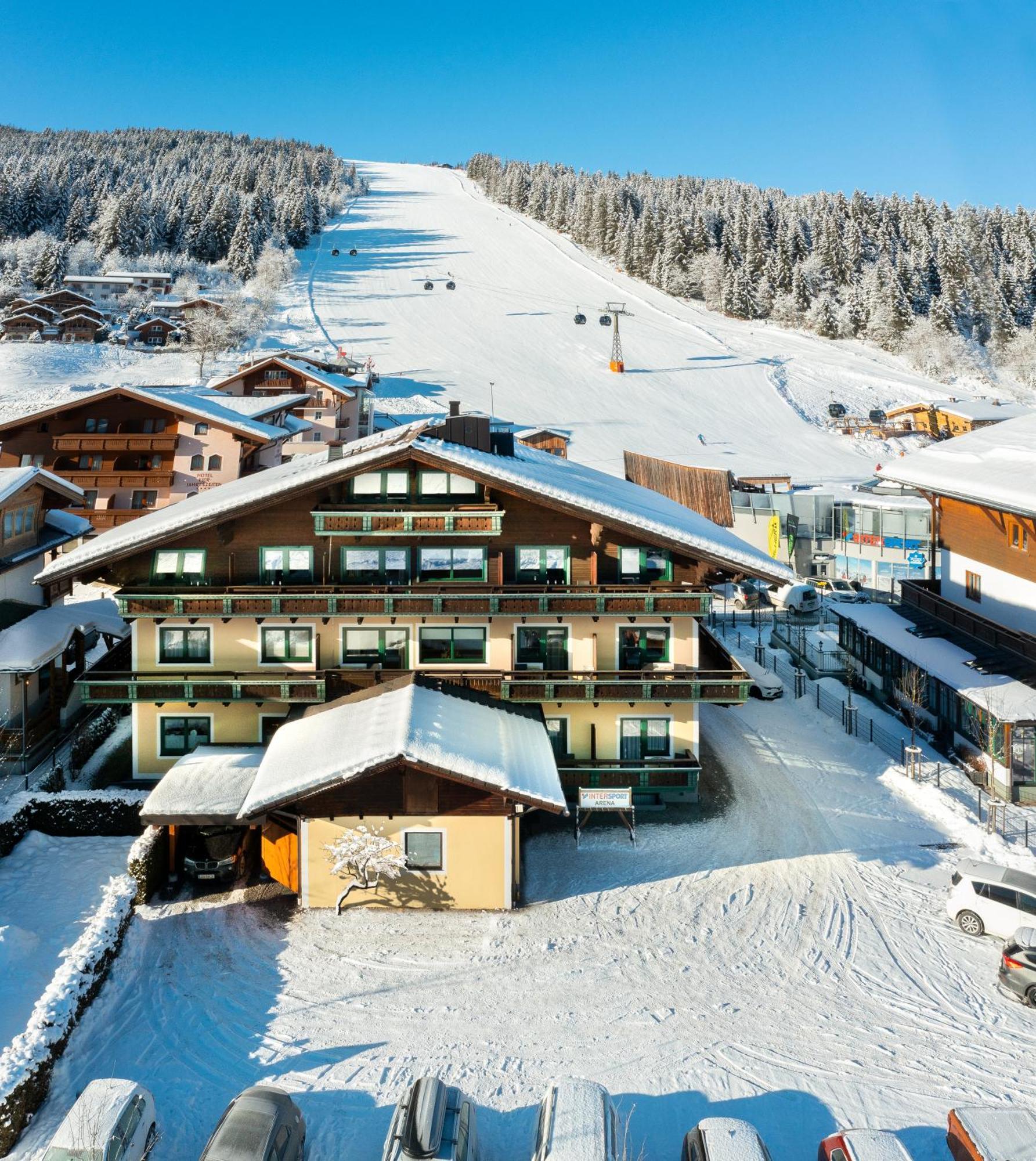B&B Hotel Die Bergquelle Flachau Exterior photo